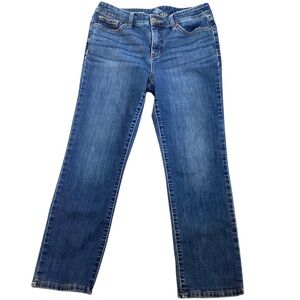St. John’s Bay Straight Leg Mid-Rise Jeans, Medium Wash‎ Size 10